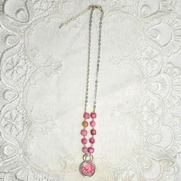 VIVA PINK PENDANT NECKLACE WITH PINK BEADS AND SILVER COLORED CHAIN W/2" EXTENDR - Picture 2 of 6